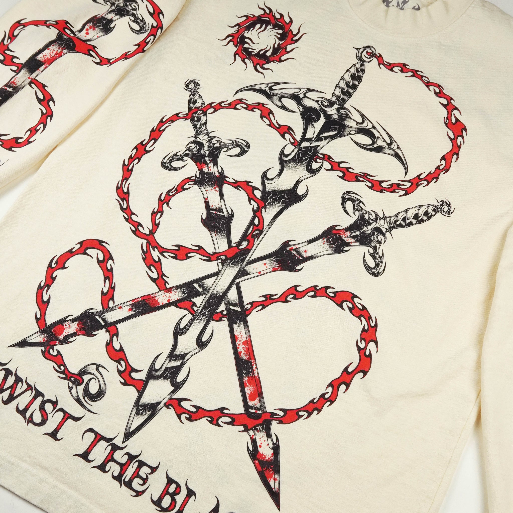 TWIST THE BLADE LONG SLEEVE ( RED INK )